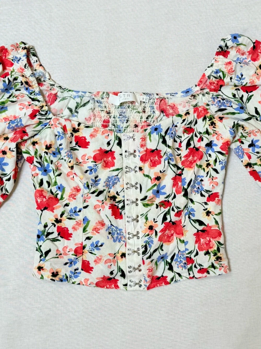 Astr brand label